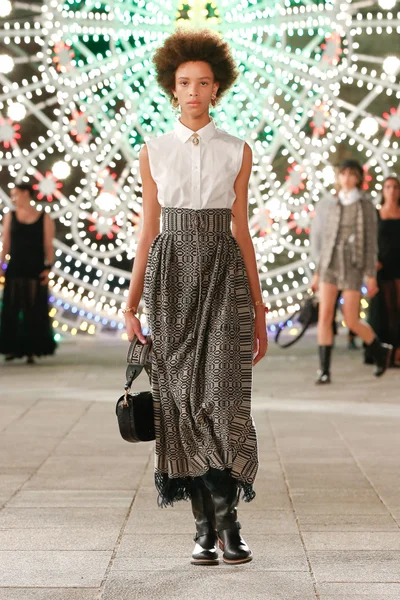 Look 6